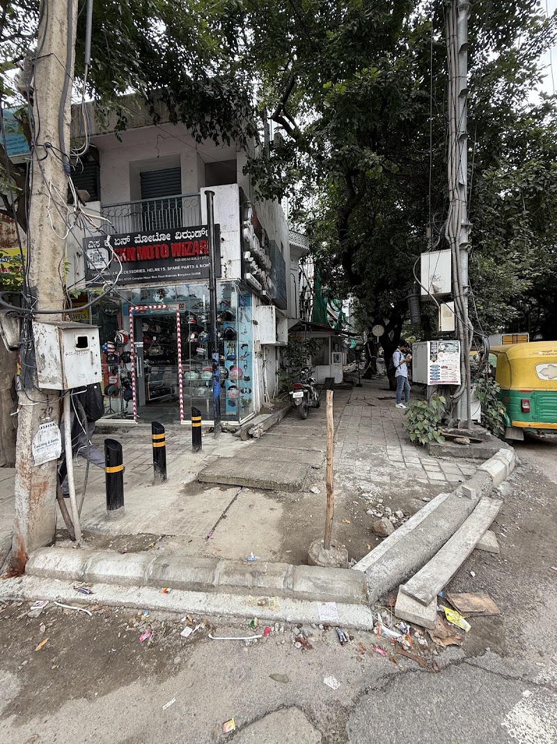 SKN MOTO WIZARD (HELMETS, TWO WHEELER ACCESSORIES and SPARES) - SKN MOTO WIZARD (HELMETS, TWO WHEELER ACCESSORIES and SPARES) 10, MASJID-E-NOOR Complex, No 21, Hosur Rd, Santhosapuram, madiwala, Koramangala, Bengaluru, Karnataka 560068, India