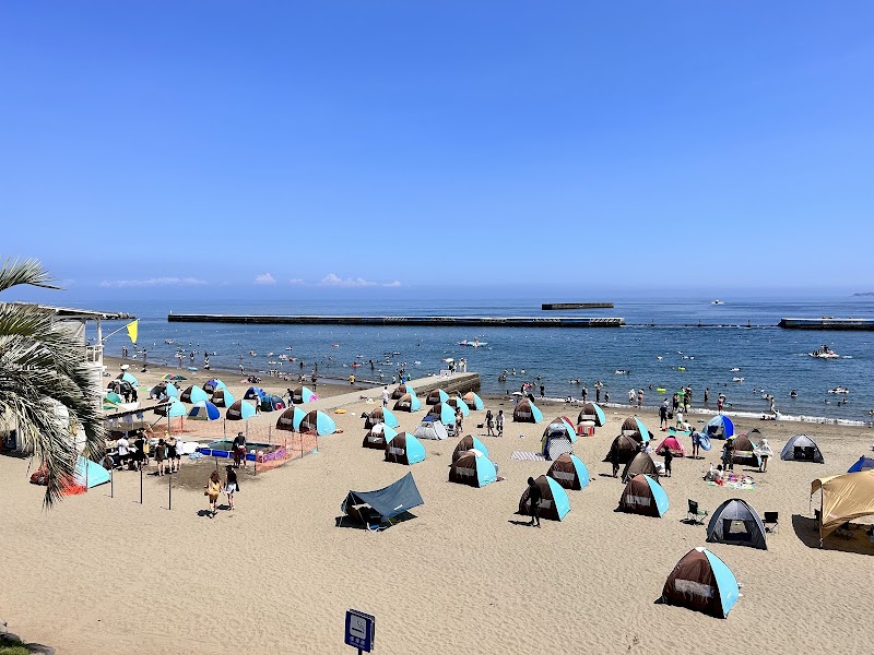 Atami Sun Beach - Atami Sun Beach, 地先 Higashikaiganchō, Atami, Shizuoka 413-0012, Japan