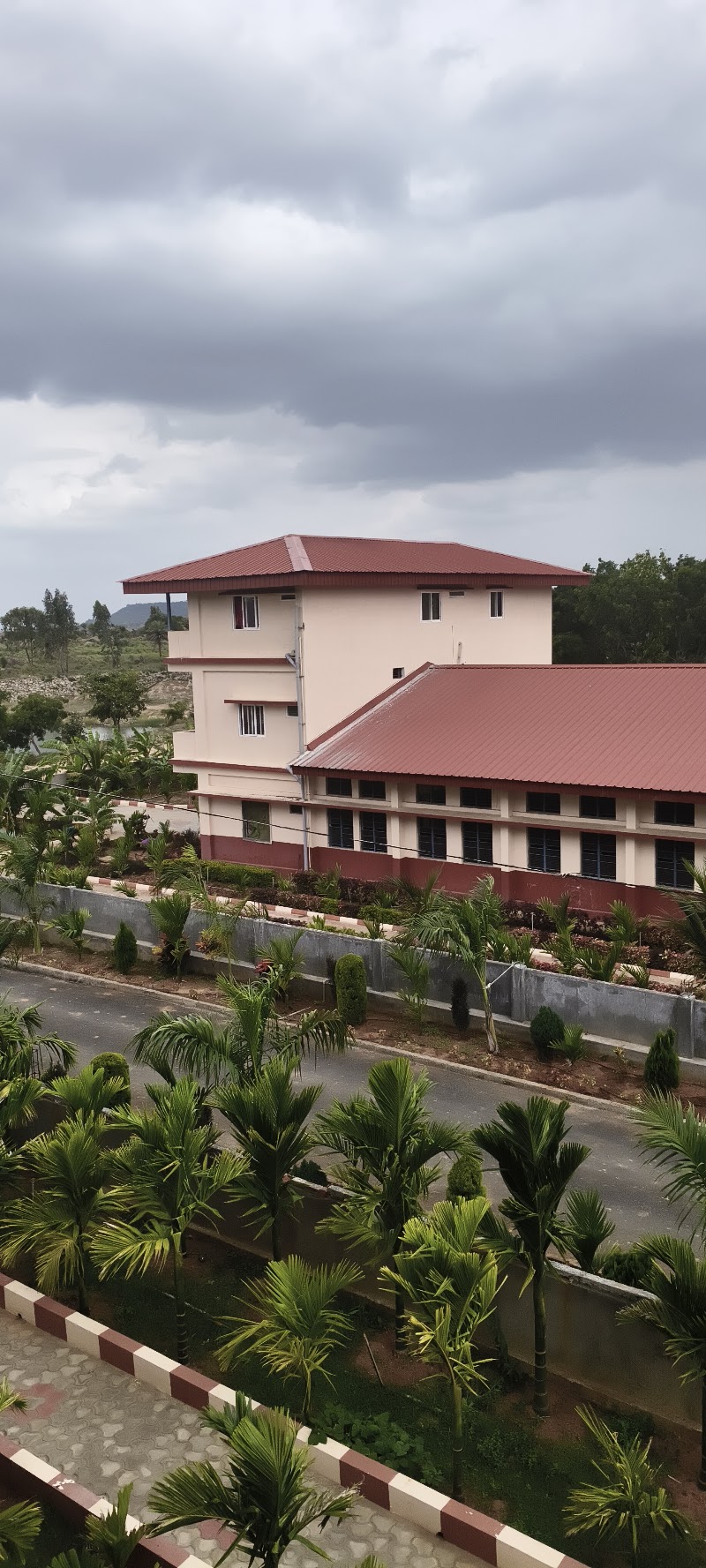 Arogya Dham Gate - Arogya Dham Gate, 5V46+QJF, MP SH 11, Janki Kund, Chitrakoot, Madhya Pradesh 485334, India
