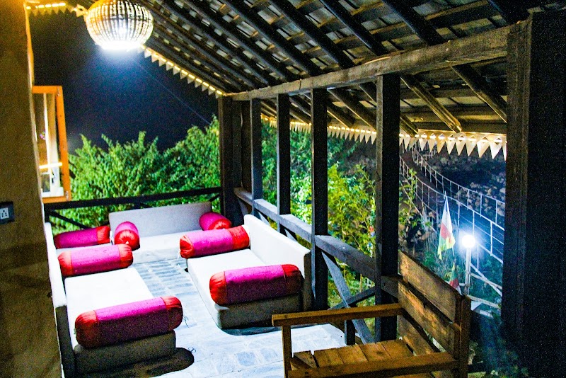 Bhambri – A Riverside Café by Prakriti Aalay Resort - Bhambri – A Riverside Café by Prakriti Aalay Resort Prakriti Aalay Resort, Sukar Khas, Dharamshala, Himachal Pradesh 176215, India
