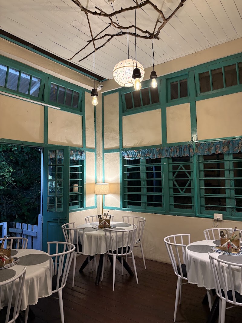 Secret Story Boutique Cafe