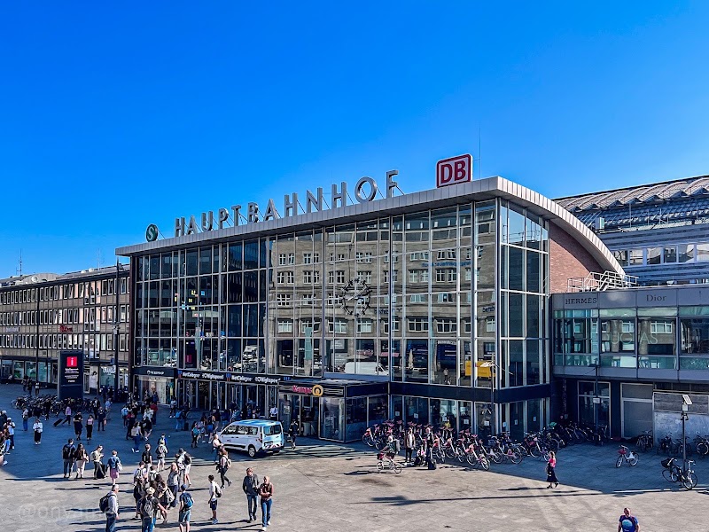 Köln Hauptbahnhof - Köln Hauptbahnhof Trankgasse 11, 50667 Köln, Germany