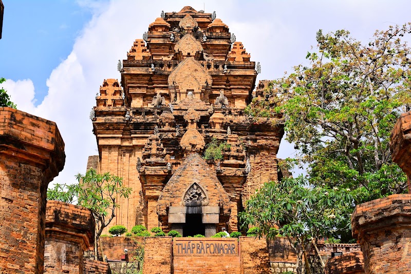 Po Nagar Temple - Po Nagar Temple 61 Hai Tháng Tư, Bắc Nha Trang, Khánh Hòa 650000, Vietnam