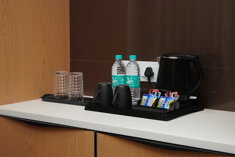 VANTARA SUITES - VANTARA SUITES SURVEY-642/2A,3RD MAIN ROAD,KATPADI TO VELLORE ROAD, 3rd East Main Rd, opp. to BURGER KING, opp. to DARLING ELECTRONICS, V G Rao Nagar, Bharathi Nagar, Katpadi, Vellore, Tamil Nadu 632007, India