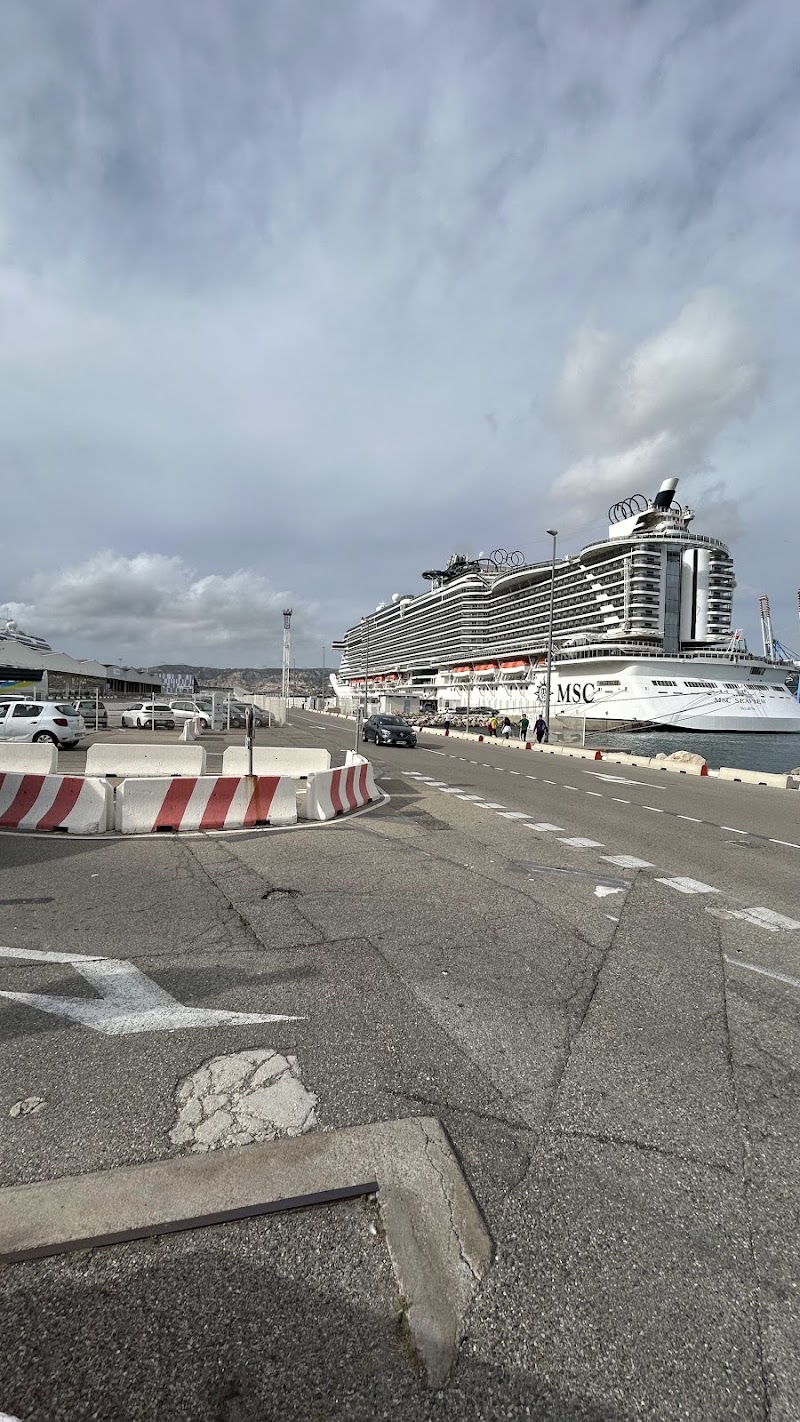Terminal B - Terminal B, Unnamed Road, 13016 Marseille, France