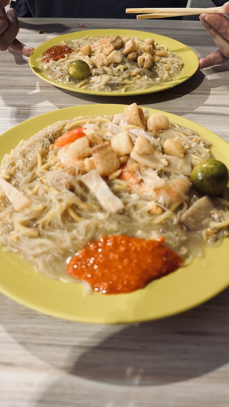 Old Airport Road Fried Hokkien Mee - Old Airport Road Fried Hokkien Mee 51 Old Airport Rd, #01-99 Food Centre, Singapore 390051