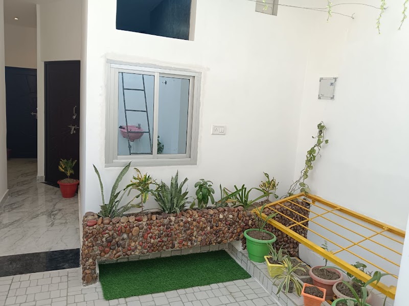 Awadh kunj home stay