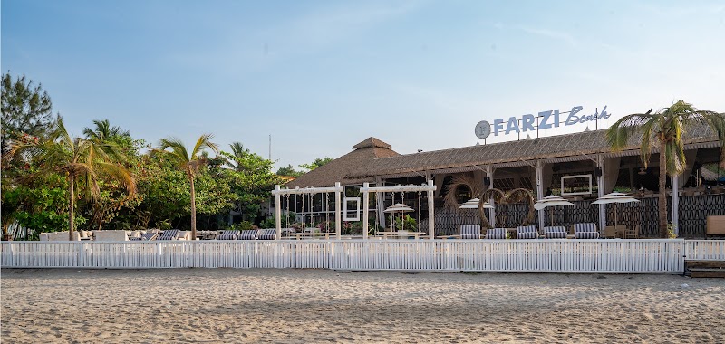 Farzi Beach