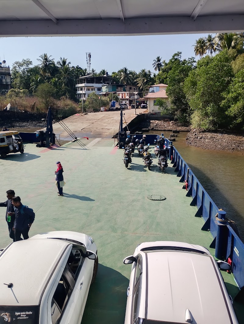 Dabhol Dhopave Ferry Service - Dabhol Dhopave Ferry Service, Dabhol, Maharashtra 415703, India