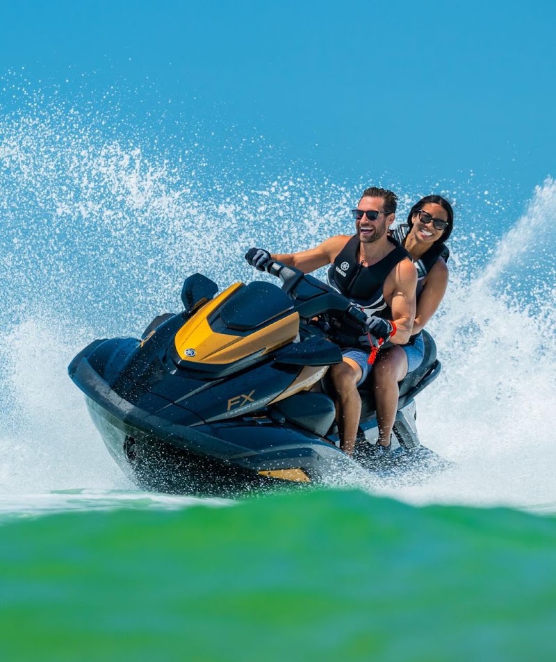 Water Sports Candolim Beach - Water Sports Candolim Beach Candolim Beach Rd, near Car Parking, Candolim, Goa 403515, India