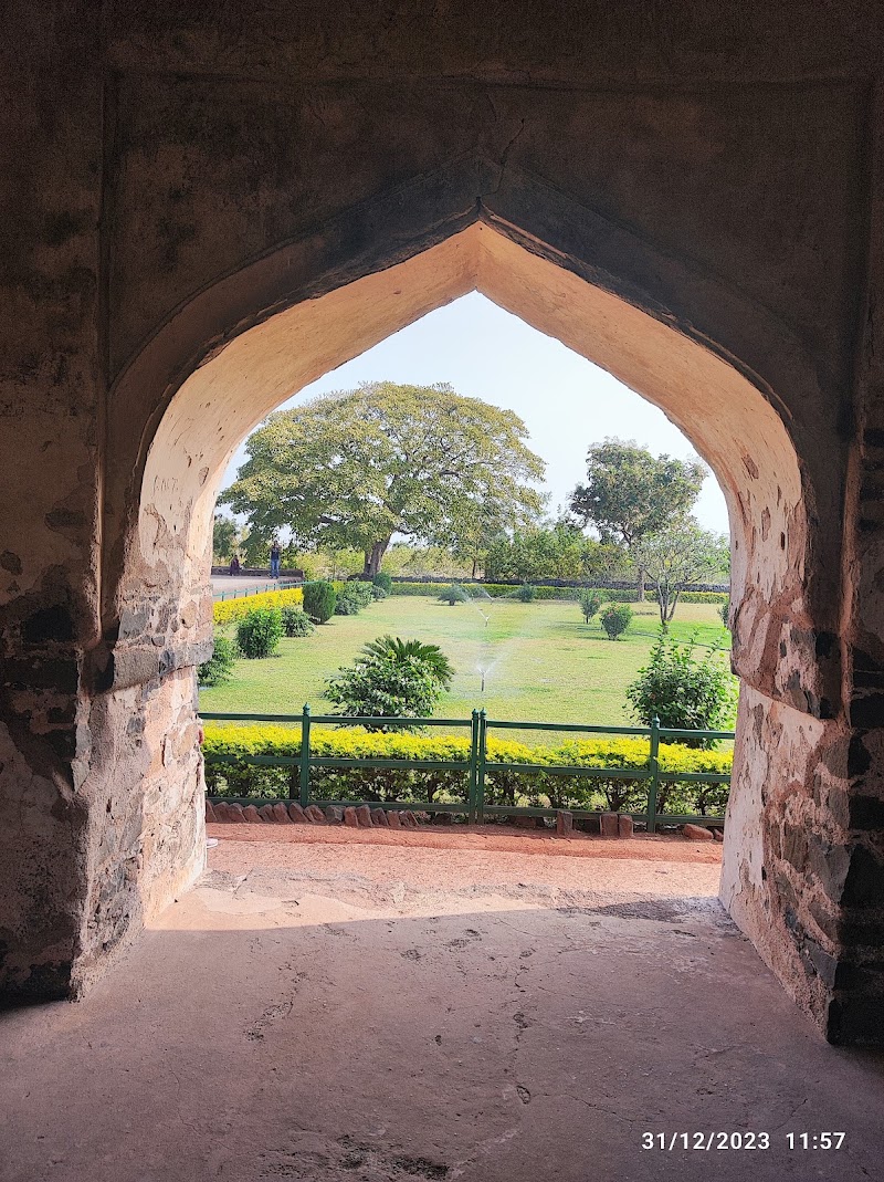 Rani Roopmati Palace - Rani Roopmati Palace, Mandu, Mandav, Madhya Pradesh 454010, India