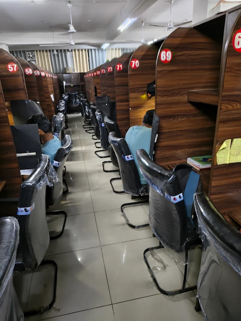 New Risali Library - New Risali Library, Shree Sairam honda showroom ke Uper Krishna Talkies road, Risali Rd, Kabir Nagar, Bhilai, Chhattisgarh 490006, India