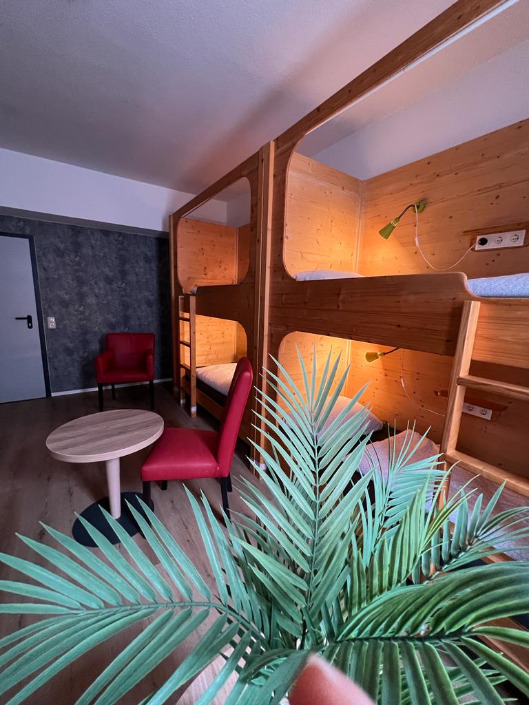 Black Sheep Hostel - Black Sheep Hostel Barbarossapl. 1, 50674 Köln, Germany