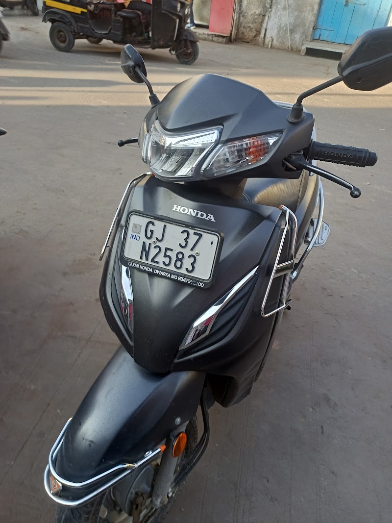 Dwarkesh Bike rents - Dwarkesh Bike rents, Jodha manek chowk, Narshi Keshavji Vadi, Dwarka, Gujarat 361335, India