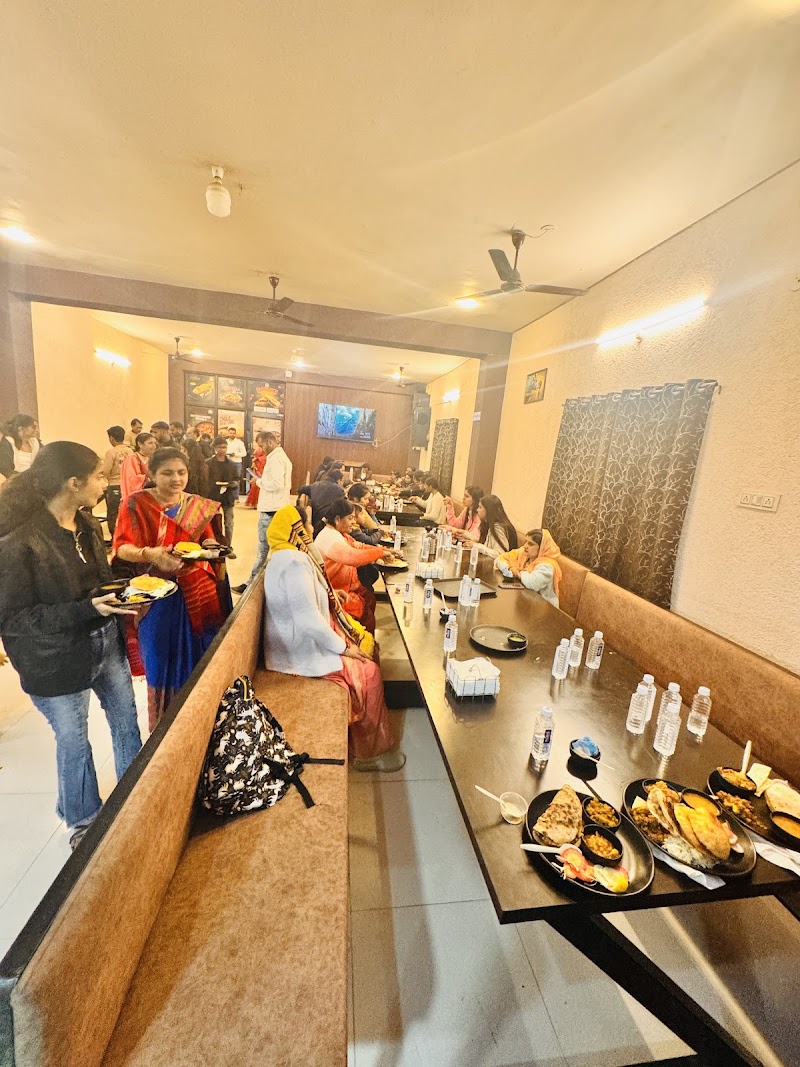 TINKU MAHARAJ RESTAURANT - TINKU MAHARAJ RESTAURANT ward number 01, Nh 69, Jayprakash nagar, near SBI, Ward Number 4, old, Chayan Colony, Itarsi, Madhya Pradesh 461111, India