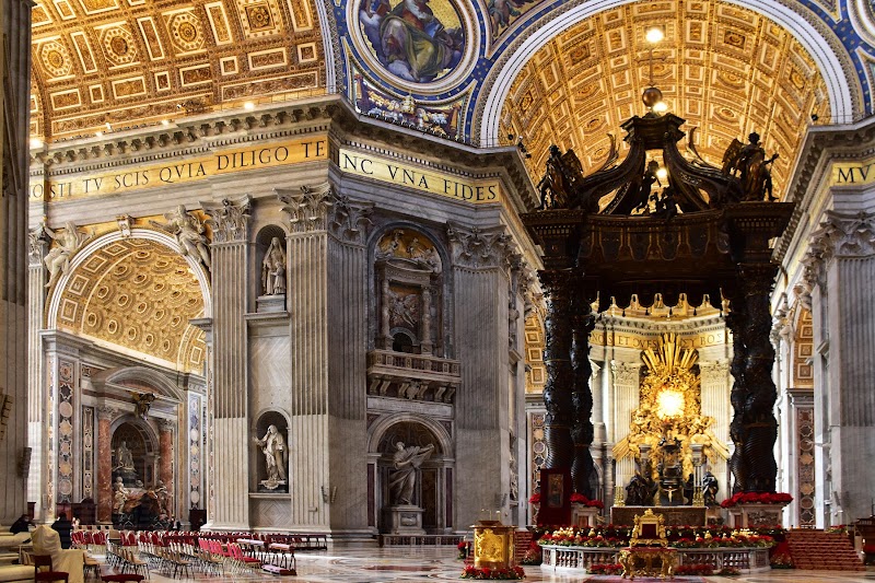 Tomb of Saint Peter - Tomb of Saint Peter, Piazza San Pietro, 00120 Città del Vaticano, Vatican City