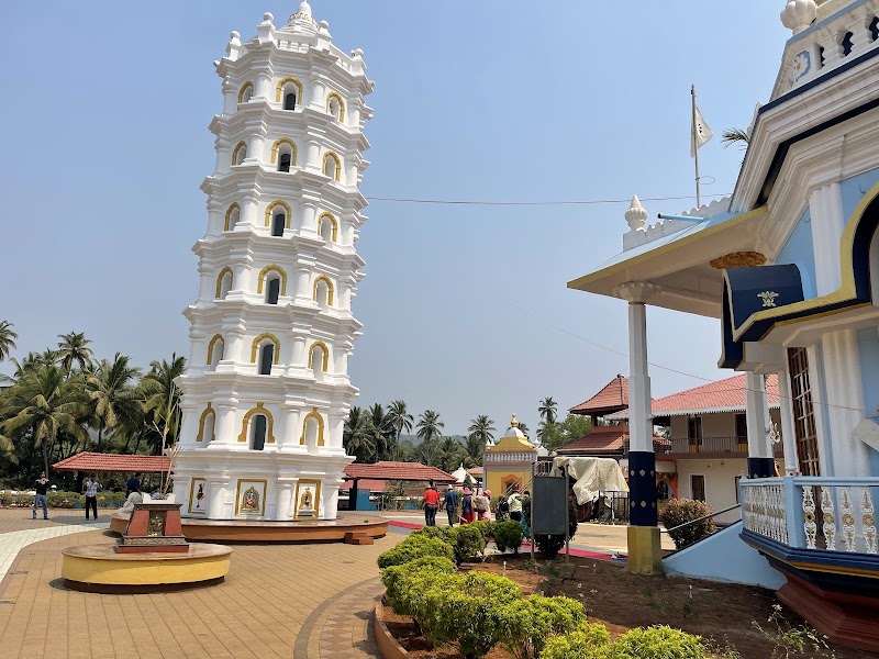 Shree Mangesh temple - Shree Mangesh temple 240, Dinanath Mangeshkar Rd, Mangeshi village, Mardol, Priol, Goa 403404, India