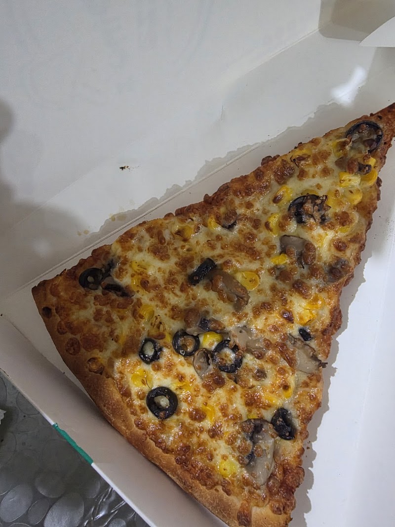 La Pino'z Pizza - La Pino'z Pizza Baani Square, Pocket C, Mayfield Garden, Sector 51, Gurugram, Haryana 122018, India