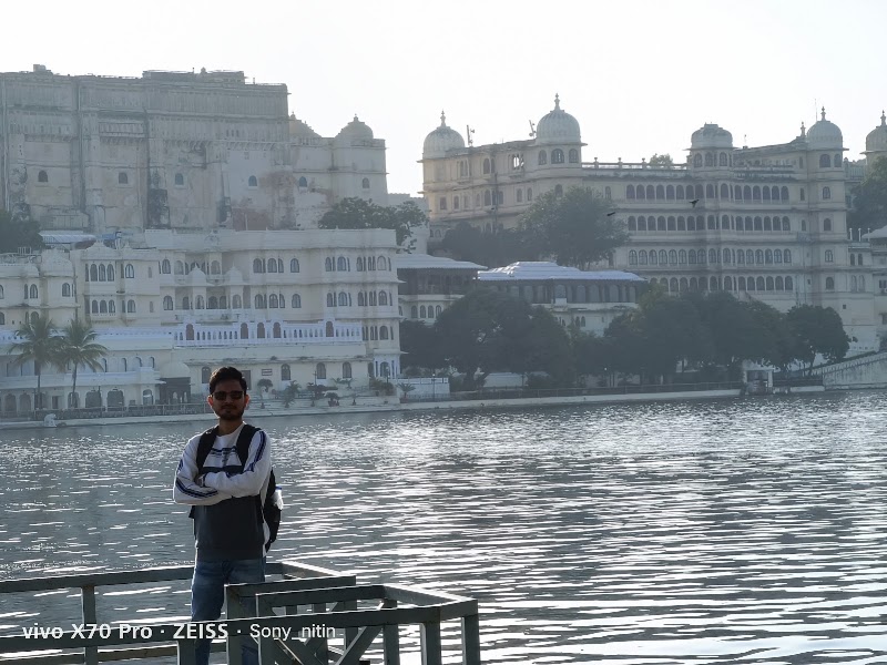 Ambrai Ghat - Ambrai Ghat Chandpole Maji, Ka Mandir corner of Lake, Cheerwa, Pichola, Udaipur, Rajasthan 313004, India