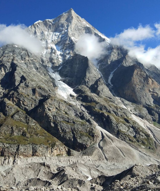 Swargarohini - Swargarohini, Sankari Range, Uttarakhand 249128, India