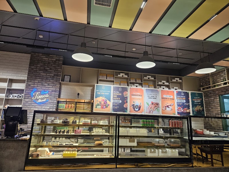 The Grub Street - The Grub Street SCO 43-44 Ground floor and basement Mohali City Square, JRQ3+V7R, 140603, Patiala Rd, Zirakpur, Nabha, Punjab 140603, India