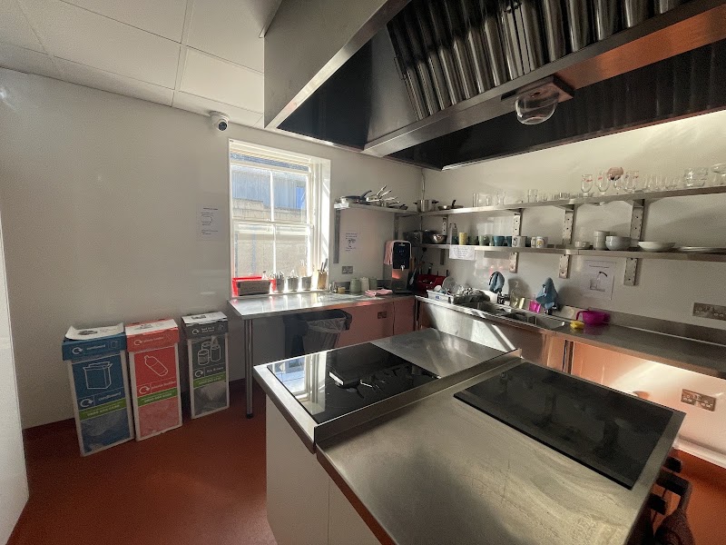 Princes Street Hostel - Princes Street Hostel 5 W Register St, Edinburgh EH2 2AA, UK