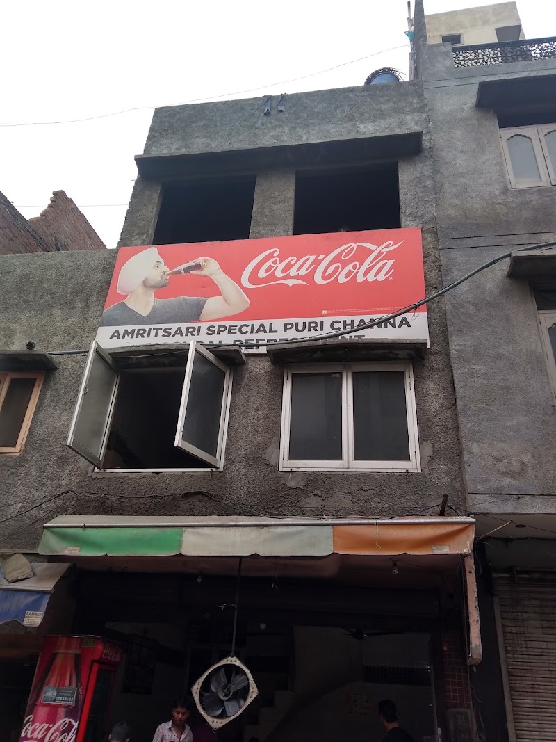 Amritsari Special Puri Channa - Amritsari Special Puri Channa Golden Temple Out Rd, Chowk Regent Cinema, Katra Sher Singh, Katra Ahluwalia, Amritsar, Punjab 143001, India