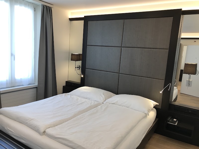 Hotel Alpina - Hotel Alpina Frankenstrasse 6, 6003 Luzern, Switzerland