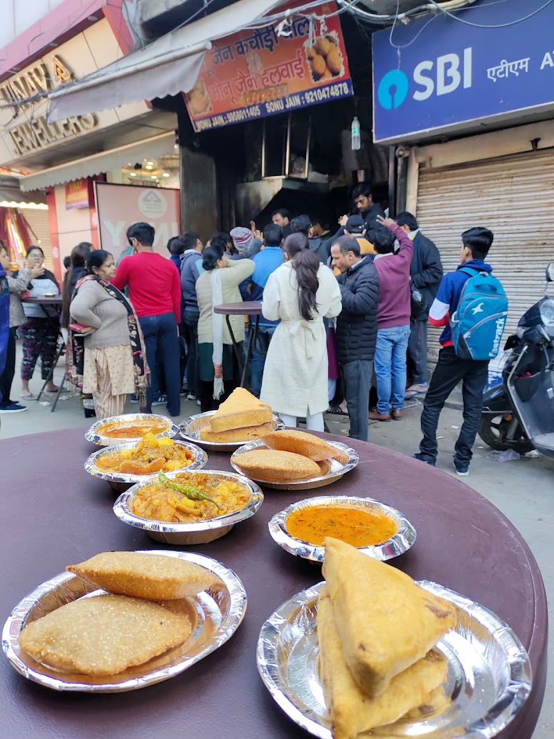 Monu Jain Kachori Wala - Monu Jain Kachori Wala 74/3, Sadar Bazar, Naya Bazar, Gurugram, Haryana 122001, India