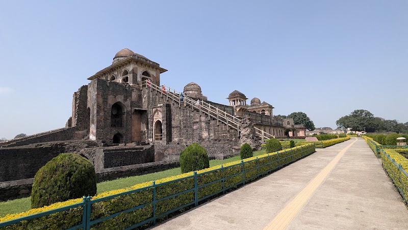 Jahaz Mahal Mandu Dhar - Jahaz Mahal Mandu Dhar, Jahaj Mahal, Jahaj Mahal Internal Rd, Sulibardi, Madhya Pradesh 454010, India