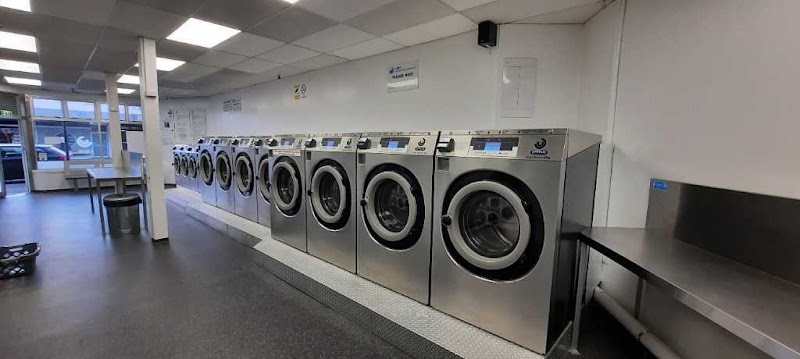 Liquid Laundromat Kilbirnie - Liquid Laundromat Kilbirnie 66 Bay Road, Kilbirnie, Wellington 6022, New Zealand