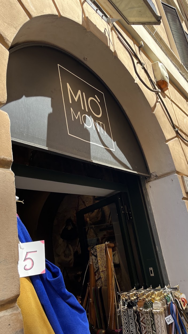 Mio Monti - Mio Monti Via del Boschetto, 113, 00184 Roma RM, Italy