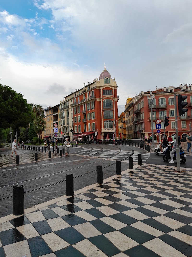 Gymstoryline - Gymstoryline 63 Prom. des Anglais, 06000 Nice, France