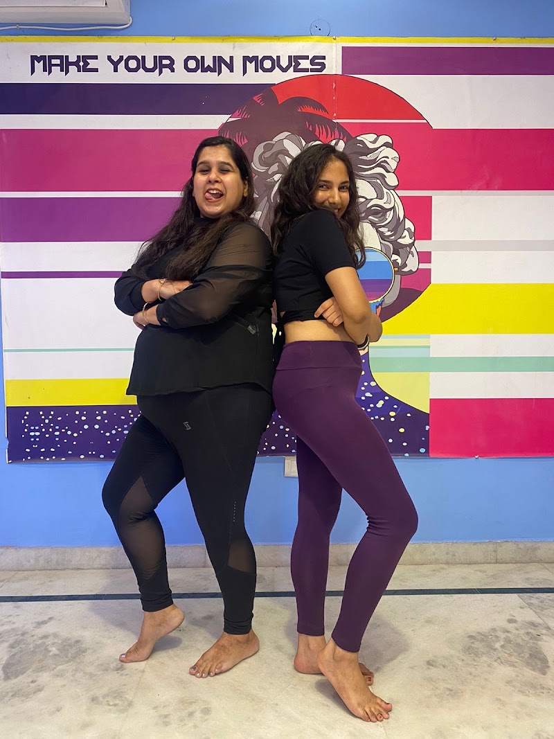 Make Your Own Moves Dance Studio - Make Your Own Moves Dance Studio H-615C, near Global Foyer Mall, Chauma Village, Sector 1, Palam Vihar, Gurugram, Haryana 122017, India