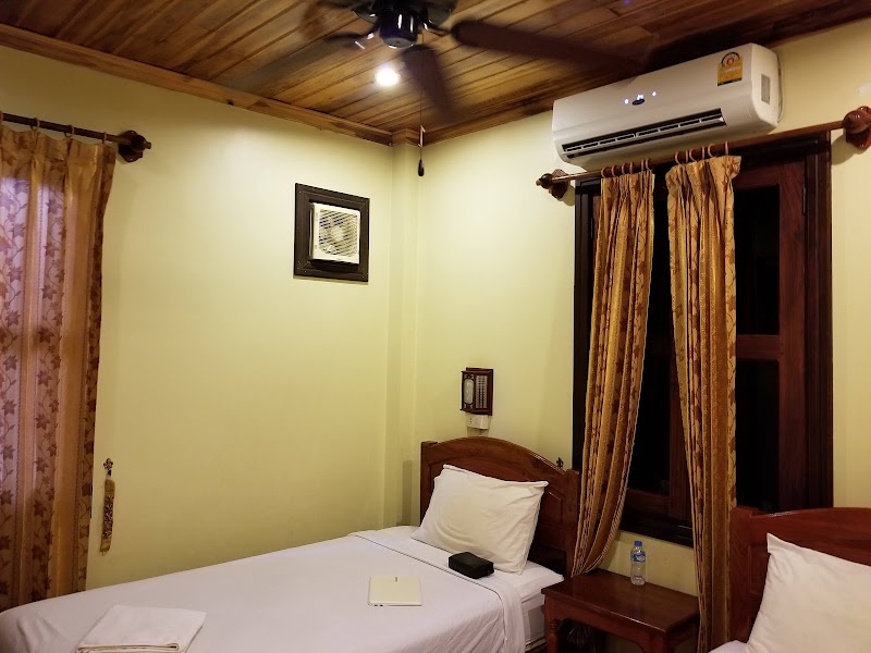 Anisa Riverside Guesthouse - Anisa Riverside Guesthouse, V4VP+PW2, Khem Khong, Luang Prabang, Laos