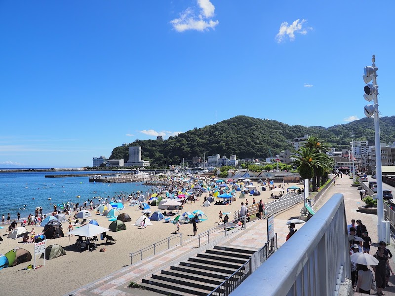 Atami Sun Beach - Atami Sun Beach, 地先 Higashikaiganchō, Atami, Shizuoka 413-0012, Japan