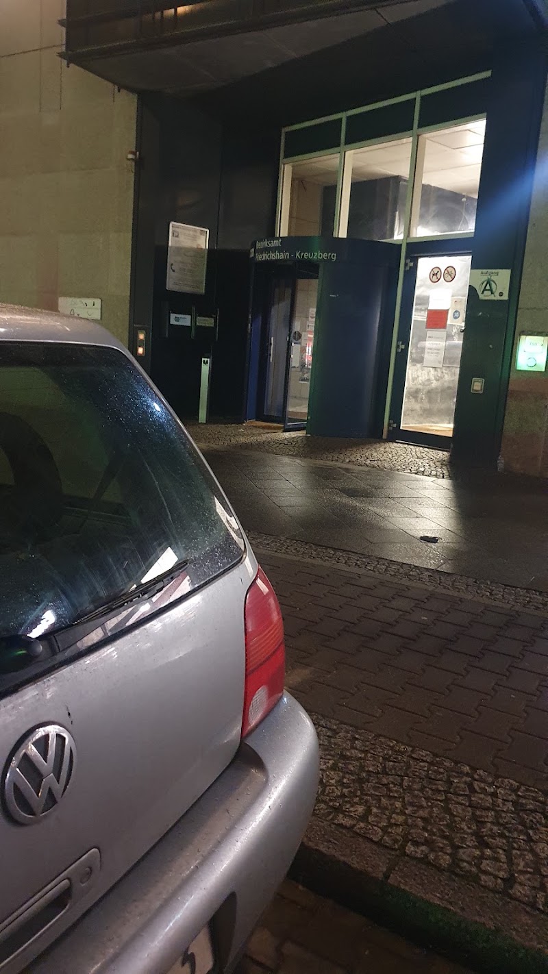 Volkshochschule Friedrichshain-Kreuzberg - Volkshochschule Friedrichshain-Kreuzberg Frankfurter Allee 37, 10247 Berlin-Bezirk Friedrichshain-Kreuzberg, Germany