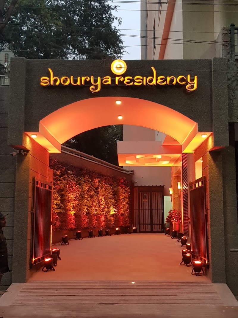 Tripli Hotels Shourya Residency - Tripli Hotels Shourya Residency Lake Palace Road, Gulab Bagh Rd, near Vintage Car Museum, Old City, Brahmpuri, Udaipur, Rajasthan 313001, India