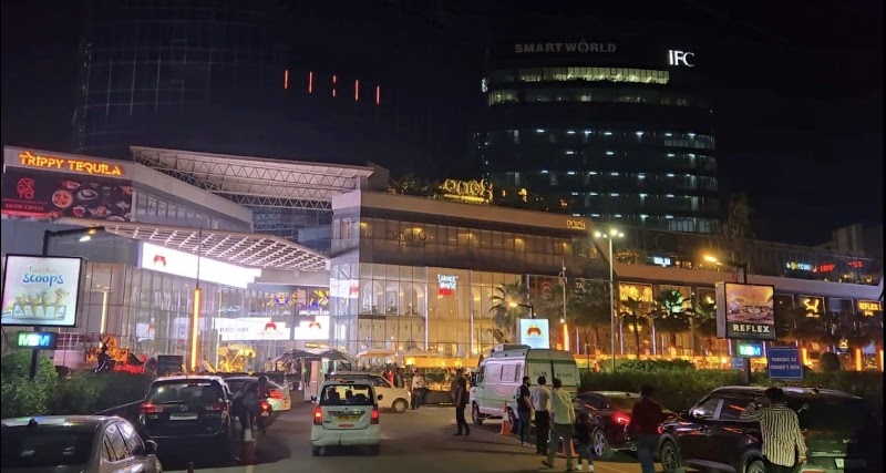 IFC Moti Mahal - IFC Moti Mahal Cafe-02, Ground Floor, M3M International Financial Centre, Golf Course Ext Rd, Badshahpur, Sector 66, Gurugram, Haryana 122101, India