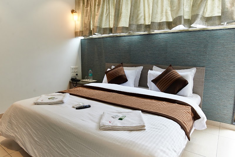 Hotel Shiv Sai-NX - Hotel Shiv Sai-NX Dwarkamai Mandir Rd, next to Samadhi Mandir, Sai Nagar, Shirdi, Maharashtra 423109, India