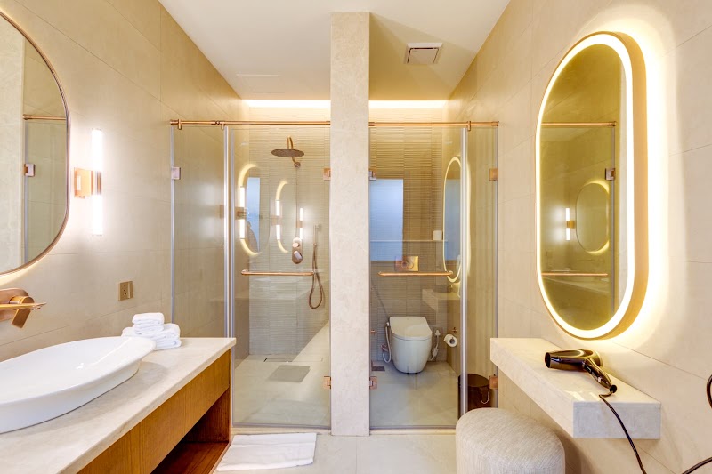 The Manor Hotel - The Manor Hotel 77, Mathura Rd, Friends Colony West, New Delhi, Delhi 110065, India