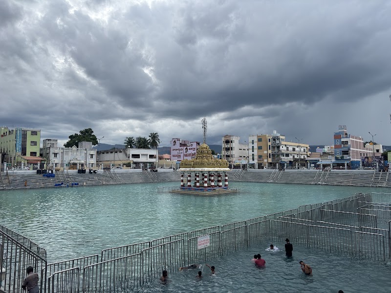 Sri Padmavati Ammavaari Temple, Tiruchanur (Alivelu Mangapuram) - Sri Padmavati Ammavaari Temple, Tiruchanur (Alivelu Mangapuram) Sannidhi St, Tiruchanur, Andhra Pradesh 517503, India