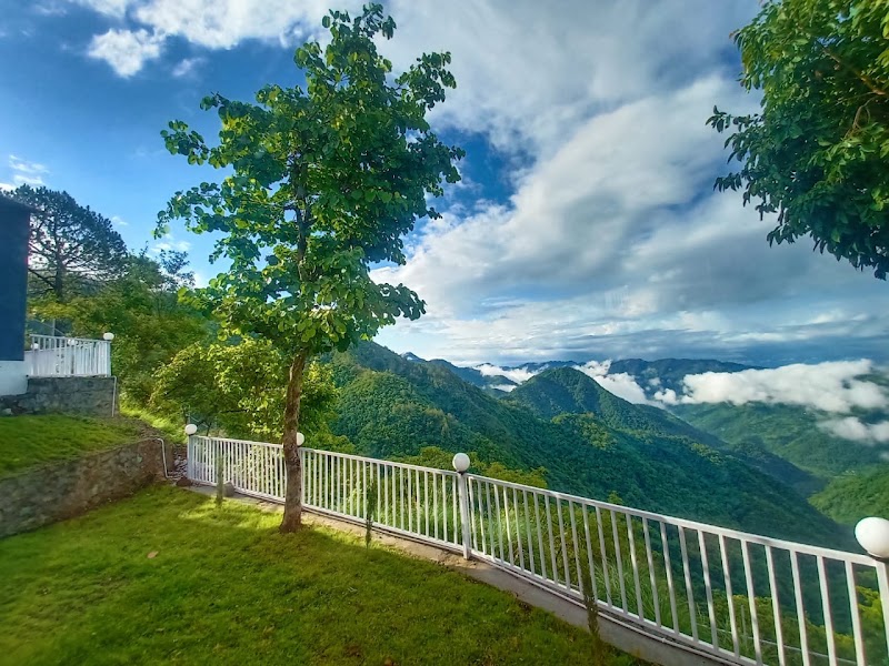 Glamping Heights Resort - Glamping Heights Resort Templeton Rd, Naukluchiatal, Bhowali Range, Uttarakhand 263136, India