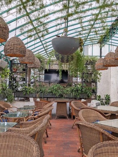 Travellers Bungalow (Bar & Restaurant) - Travellers Bungalow (Bar & Restaurant) First & Second Floor, 2989/B, 12th Main Rd, HAL 2nd Stage, Indiranagar, Bengaluru, Karnataka 560008, India
