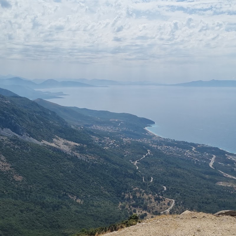 Bregdet.al Llogara Pass