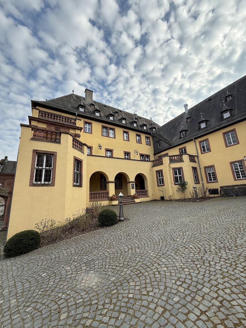Grape Escapes Germany - Grape Escapes Germany, Bahnhof, 55218 Ingelheim am Rhein, Germany