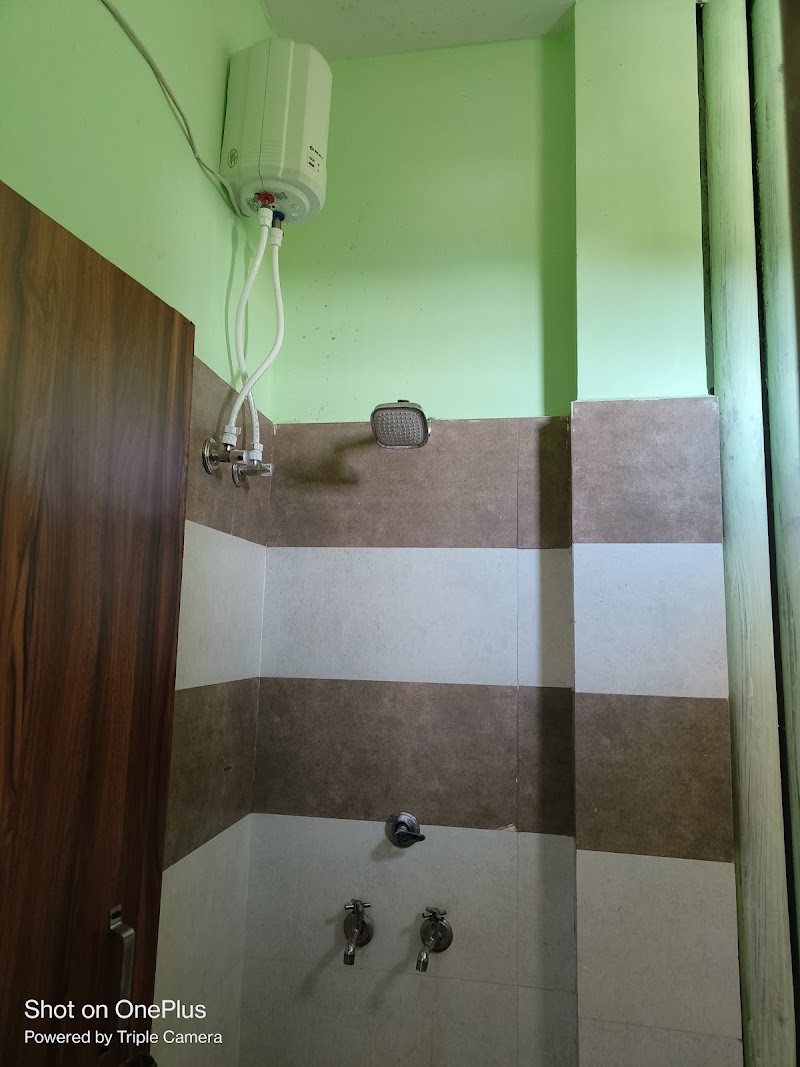 Hotel relax inn - Hotel relax inn, Kharkri fatk, Lajpat Nagar, Friends Colony, Bhiwani, Haryana 127021, India