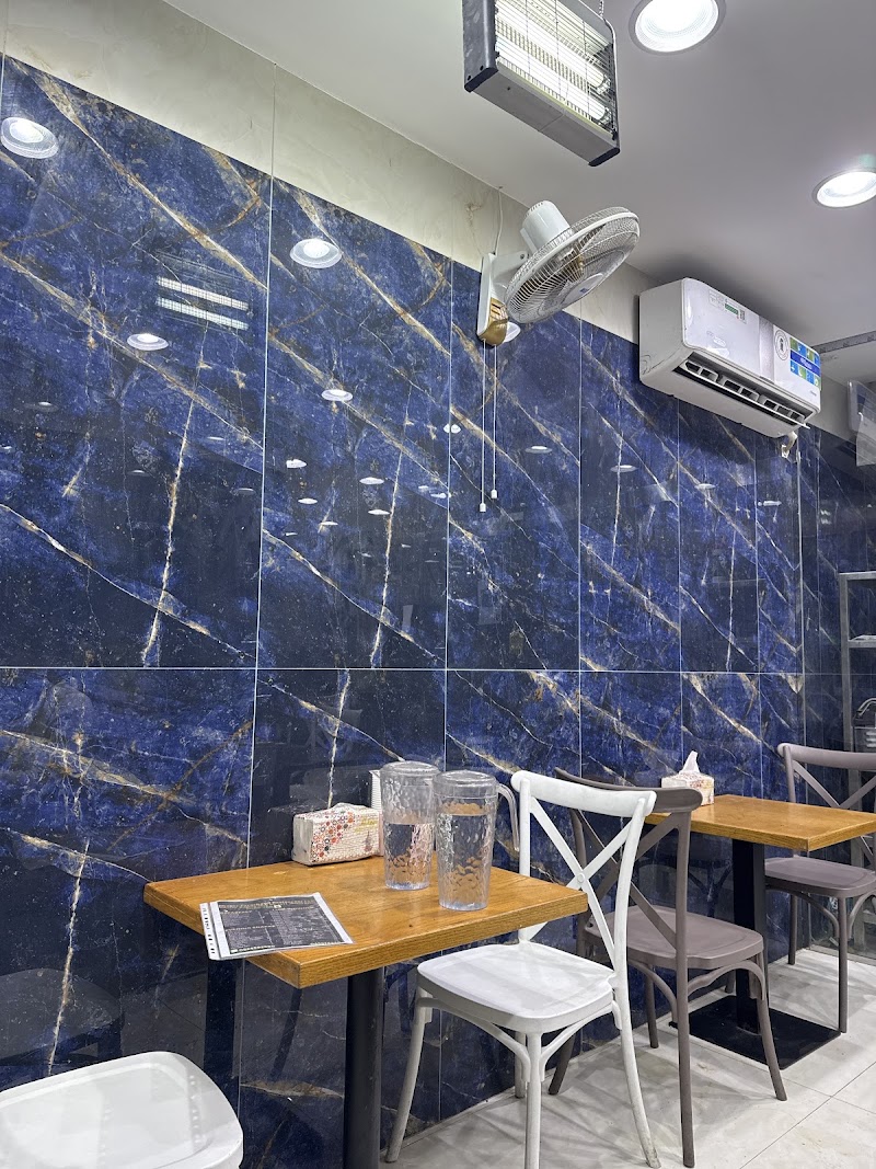 BHAGAT TARACHAND RESTAURANT L.L.C - BHAGAT TARACHAND RESTAURANT L.L.C Baharna Building - Shop no. 13/14 - opp. Astoria Hotel Meena Bazar - Bur Dubai - Al Souq Al Kabeer - Dubai - United Arab Emirates