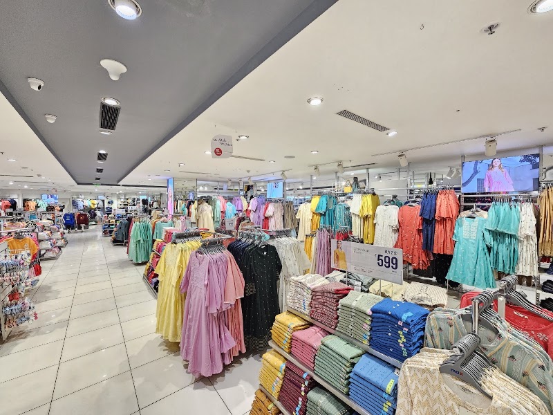 Max - Max No F9 & F10, 1st Floor, Inorbit Mall, Palm Beach Rd, Sector 30A, Vashi, Navi Mumbai, Maharashtra 400703, India