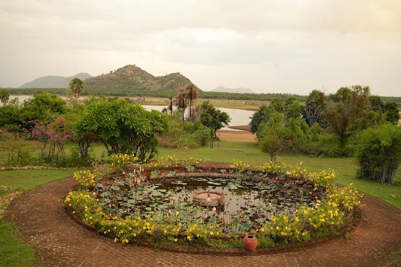 Lakeside Resort